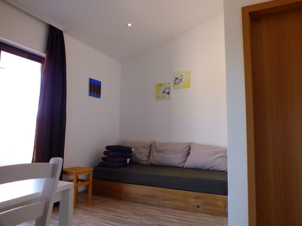 Apartmani Barisic Brodarica  Exteriör bild