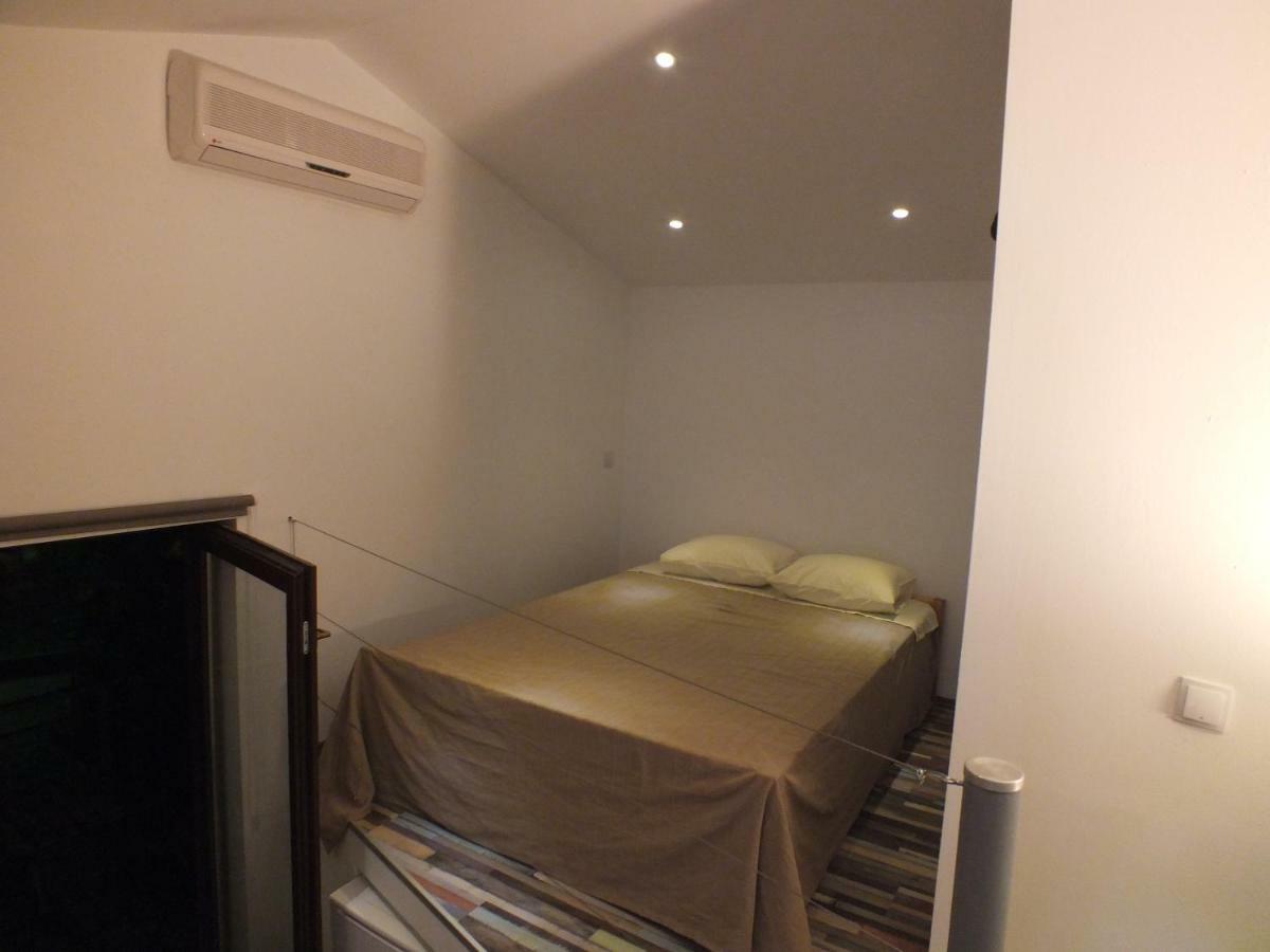 Apartmani Barisic Brodarica  Exteriör bild