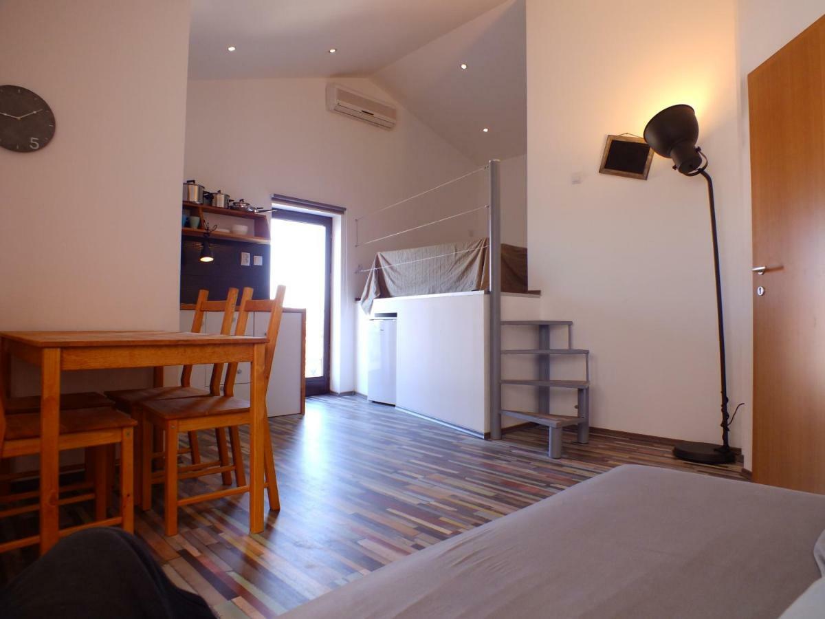 Apartmani Barisic Brodarica  Exteriör bild