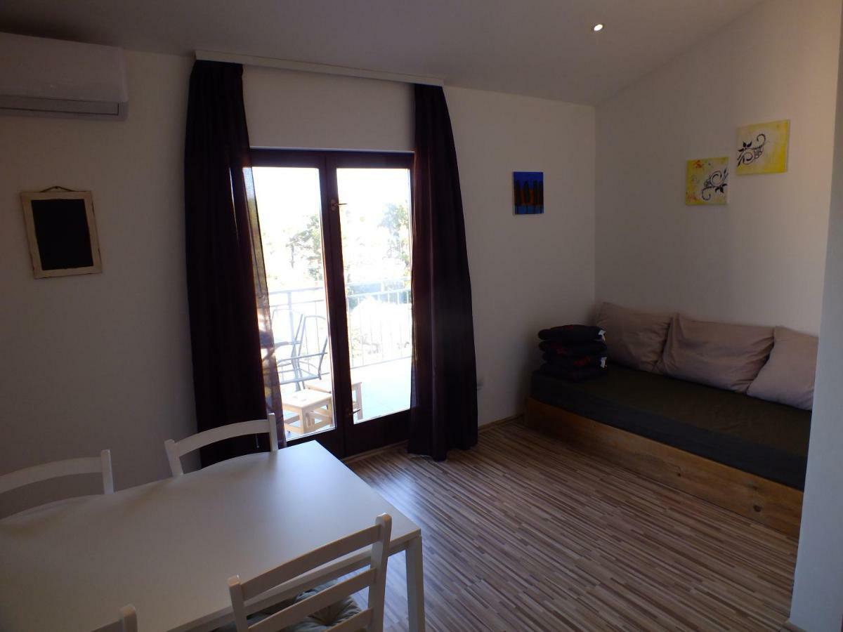 Apartmani Barisic Brodarica  Exteriör bild